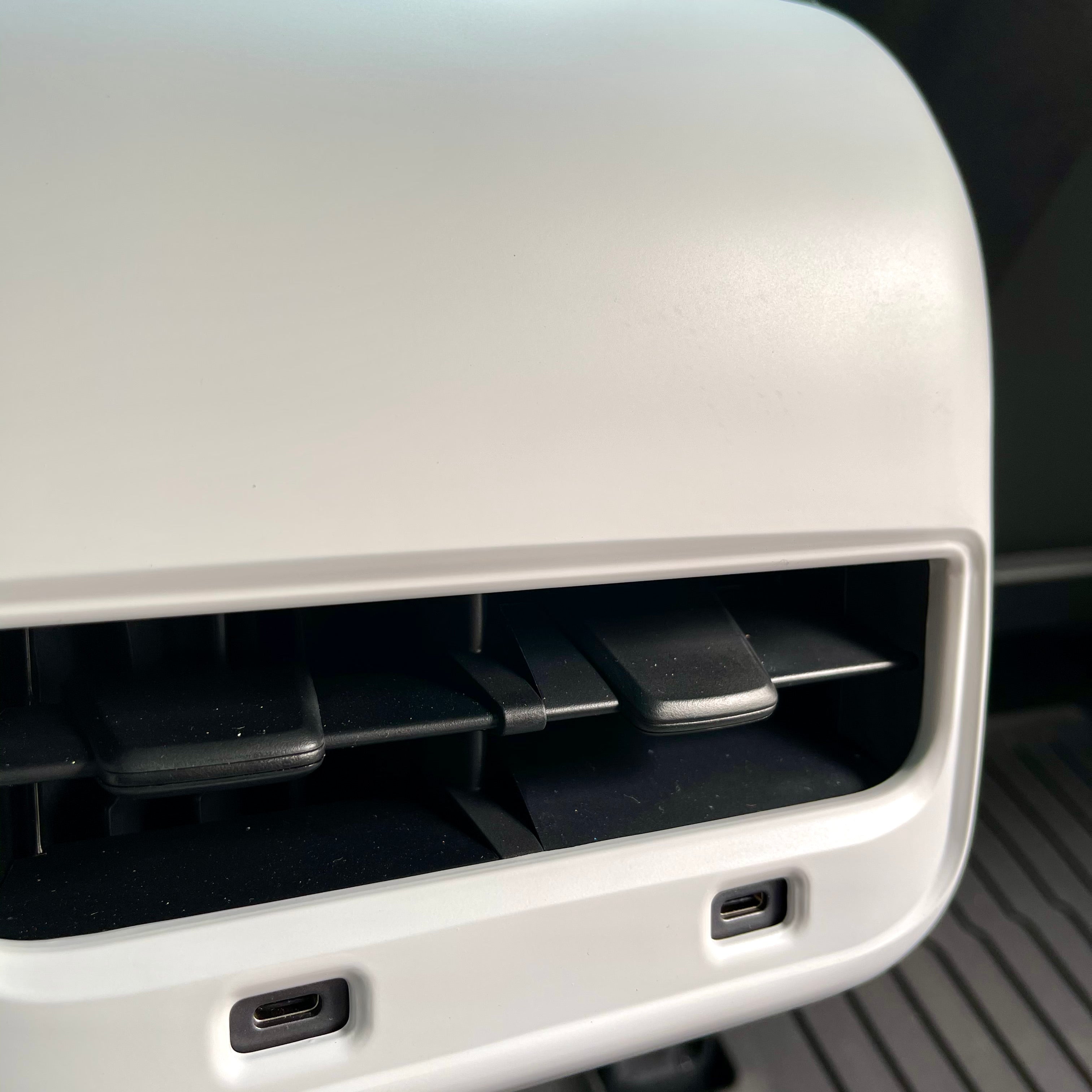 Backseat Vent Cap - Variety for Model 3 / Y 2021-2025.03
